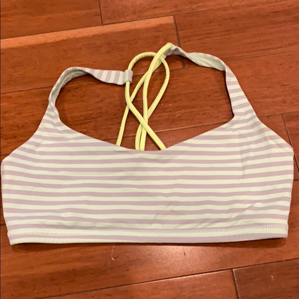 Lululemon free to be bra